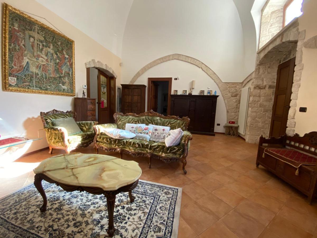 Palazzo Morola XIV Century Lägenhet Giovinazzo Exteriör bild
