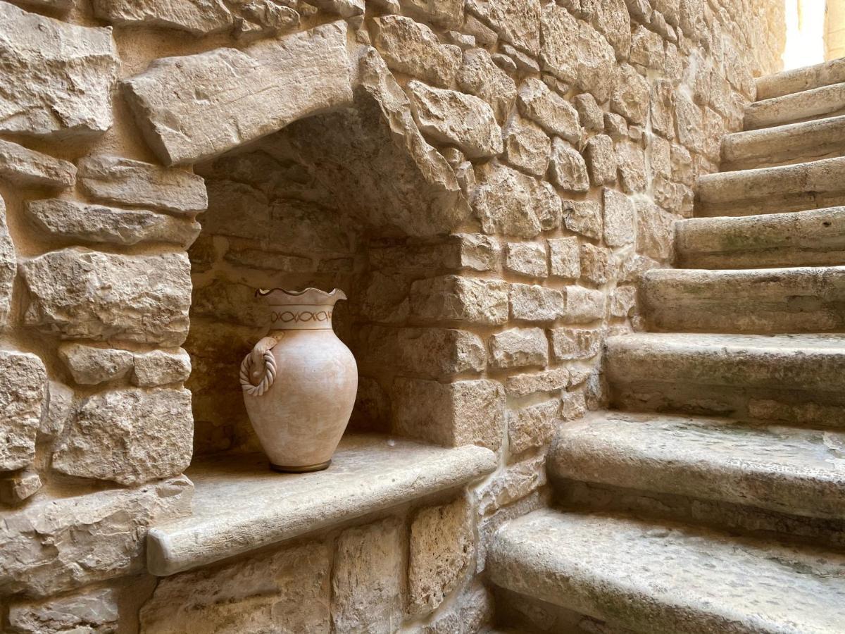 Palazzo Morola XIV Century Lägenhet Giovinazzo Exteriör bild
