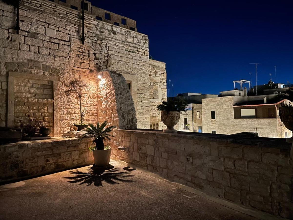 Palazzo Morola XIV Century Lägenhet Giovinazzo Exteriör bild