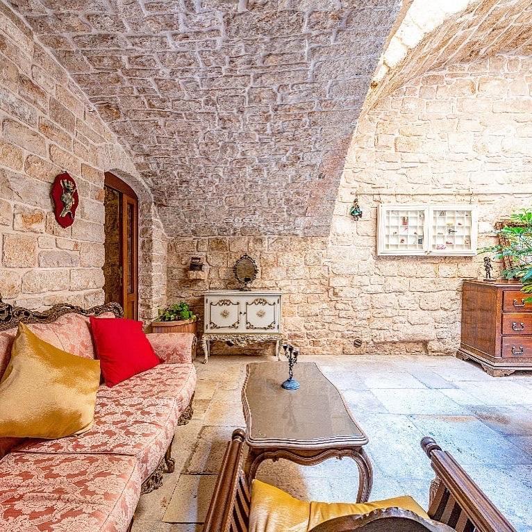 Palazzo Morola XIV Century Lägenhet Giovinazzo Exteriör bild