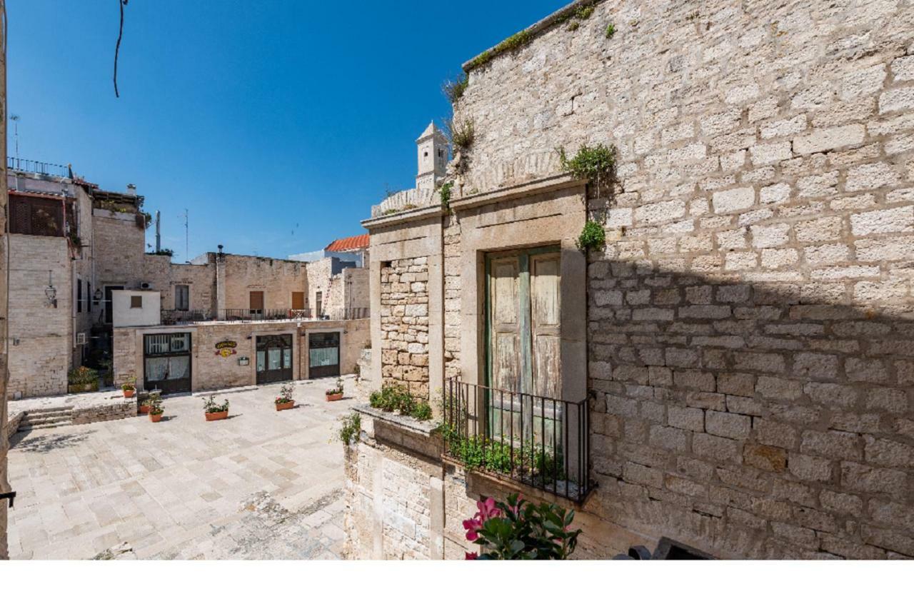 Palazzo Morola XIV Century Lägenhet Giovinazzo Exteriör bild