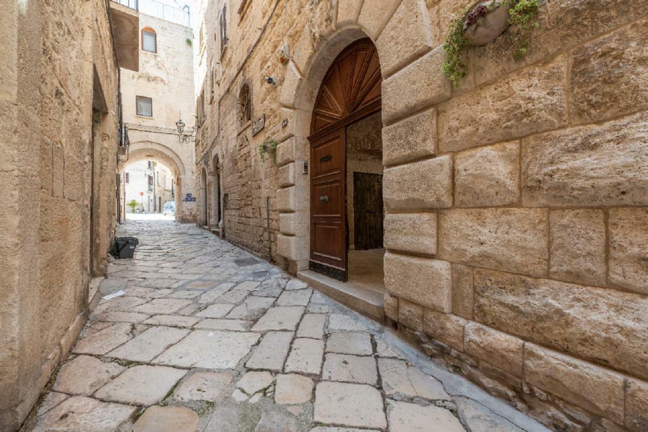 Palazzo Morola XIV Century Lägenhet Giovinazzo Exteriör bild