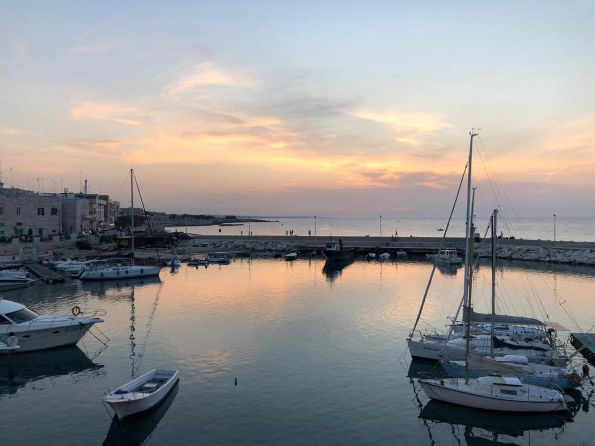 Palazzo Morola XIV Century Lägenhet Giovinazzo Exteriör bild