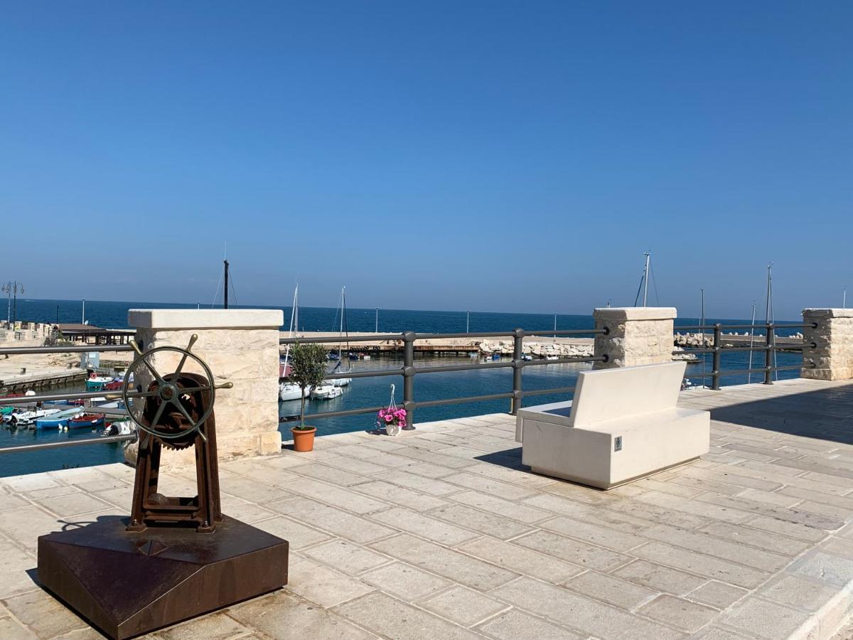 Palazzo Morola XIV Century Lägenhet Giovinazzo Exteriör bild