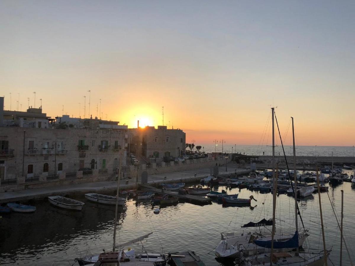 Palazzo Morola XIV Century Lägenhet Giovinazzo Exteriör bild